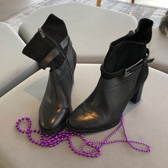 Clark leather/suede boots, Size 7, Black - Picture 1 of 4